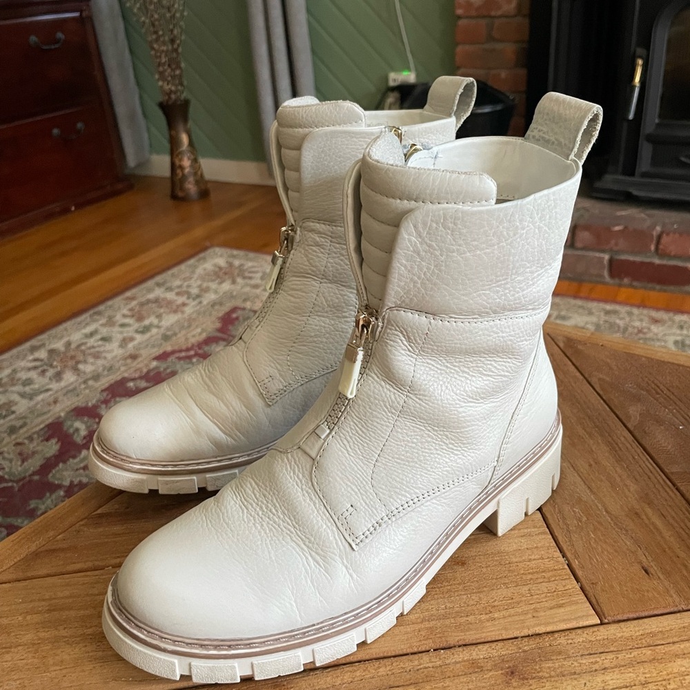 Ara Deon: Lug Sole Front & Zip - European Styling Cream Leather Boots